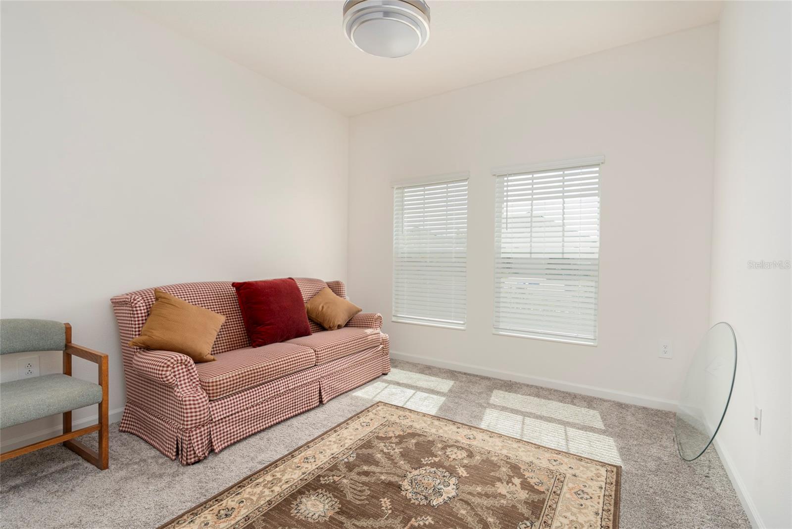 Image 16 of 26 For 853 Laurel View Way