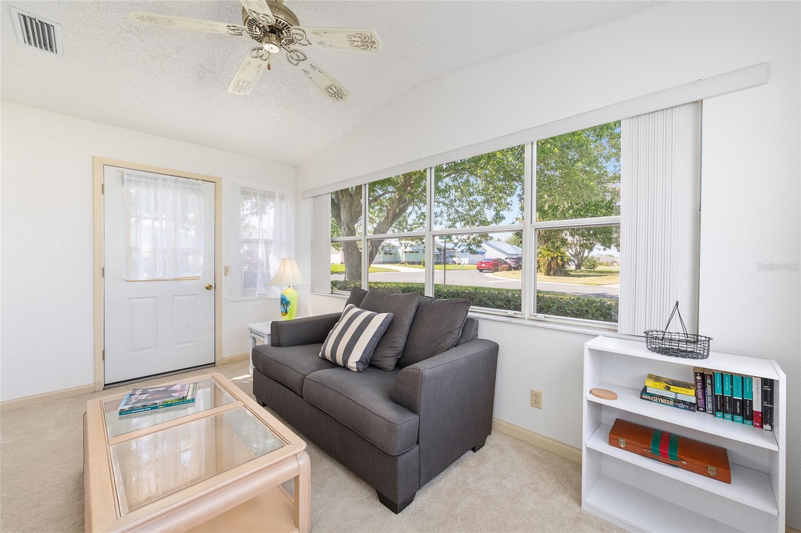 Image 21 of 44 For 705 Prado Drive
