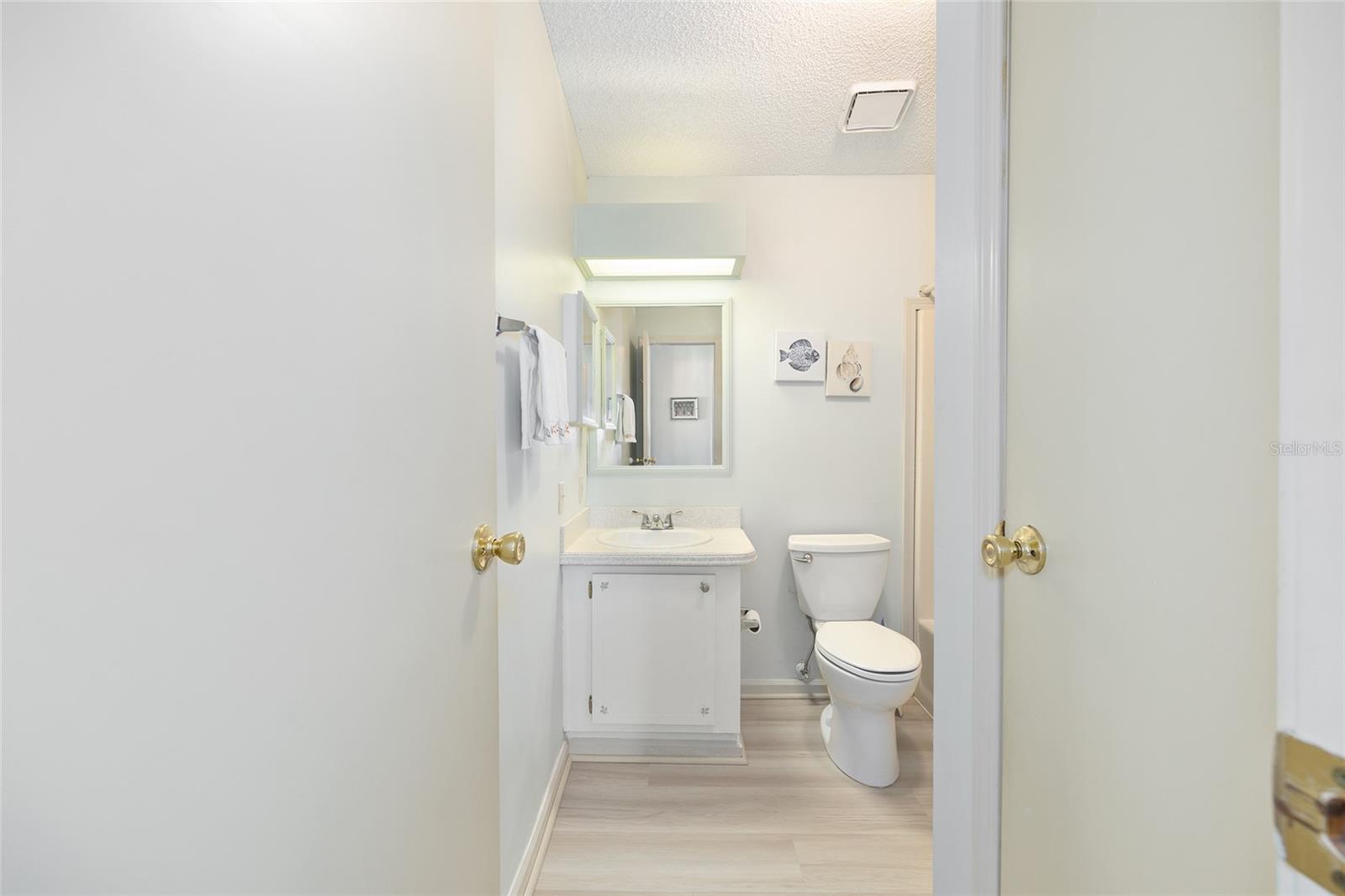 Image 32 of 44 For 705 Prado Drive
