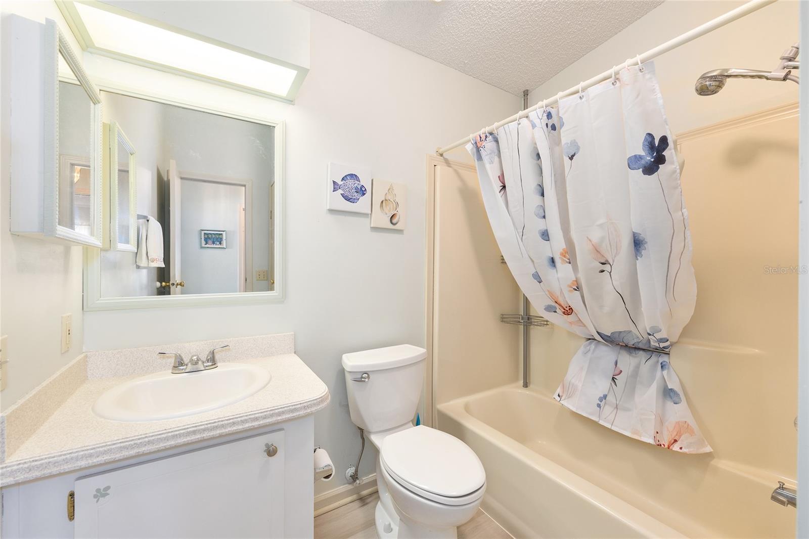 Image 33 of 44 For 705 Prado Drive