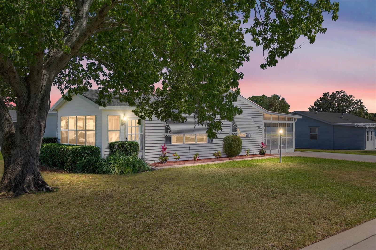 Image 34 of 44 For 705 Prado Drive