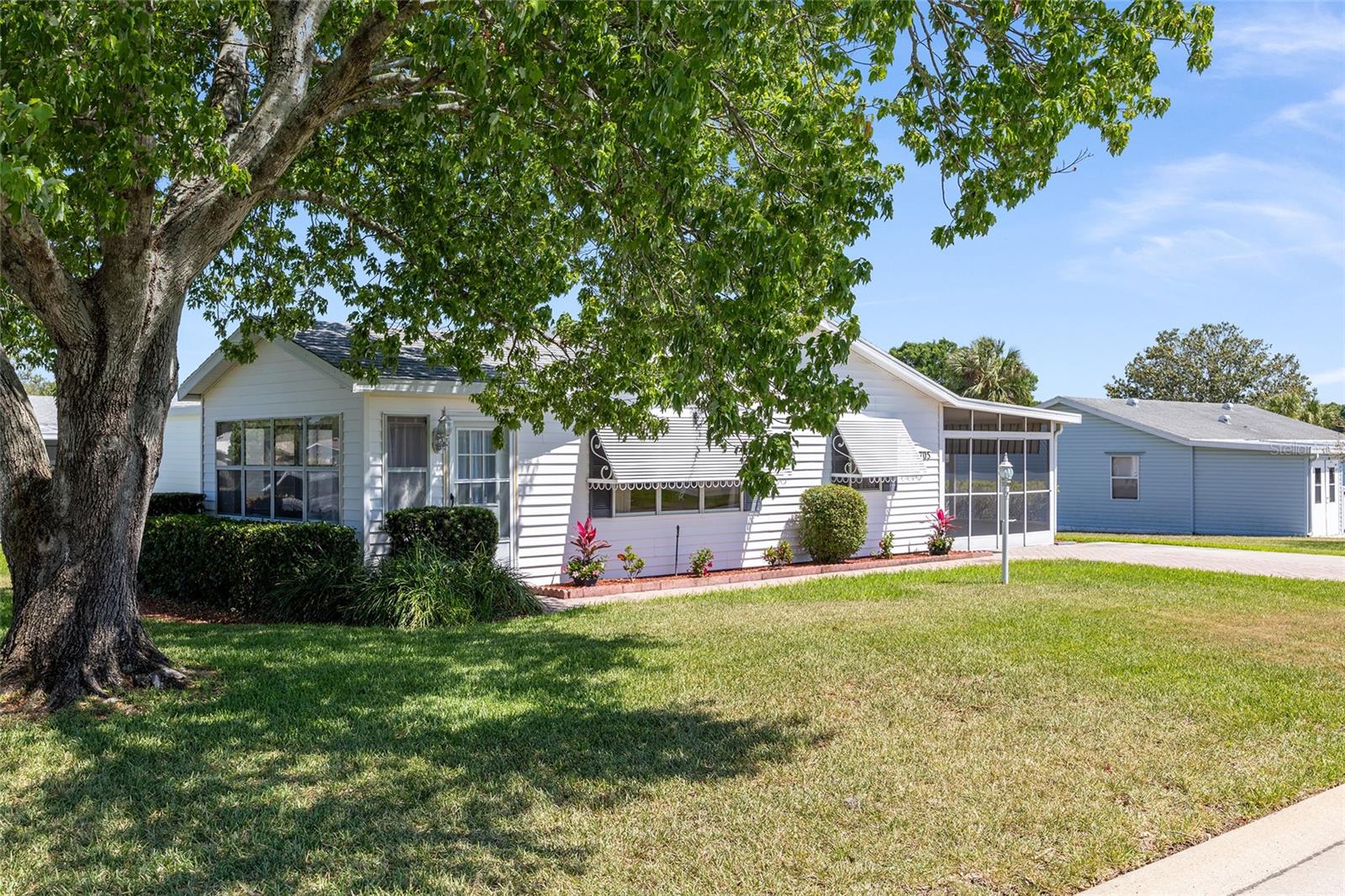 Image 35 of 44 For 705 Prado Drive