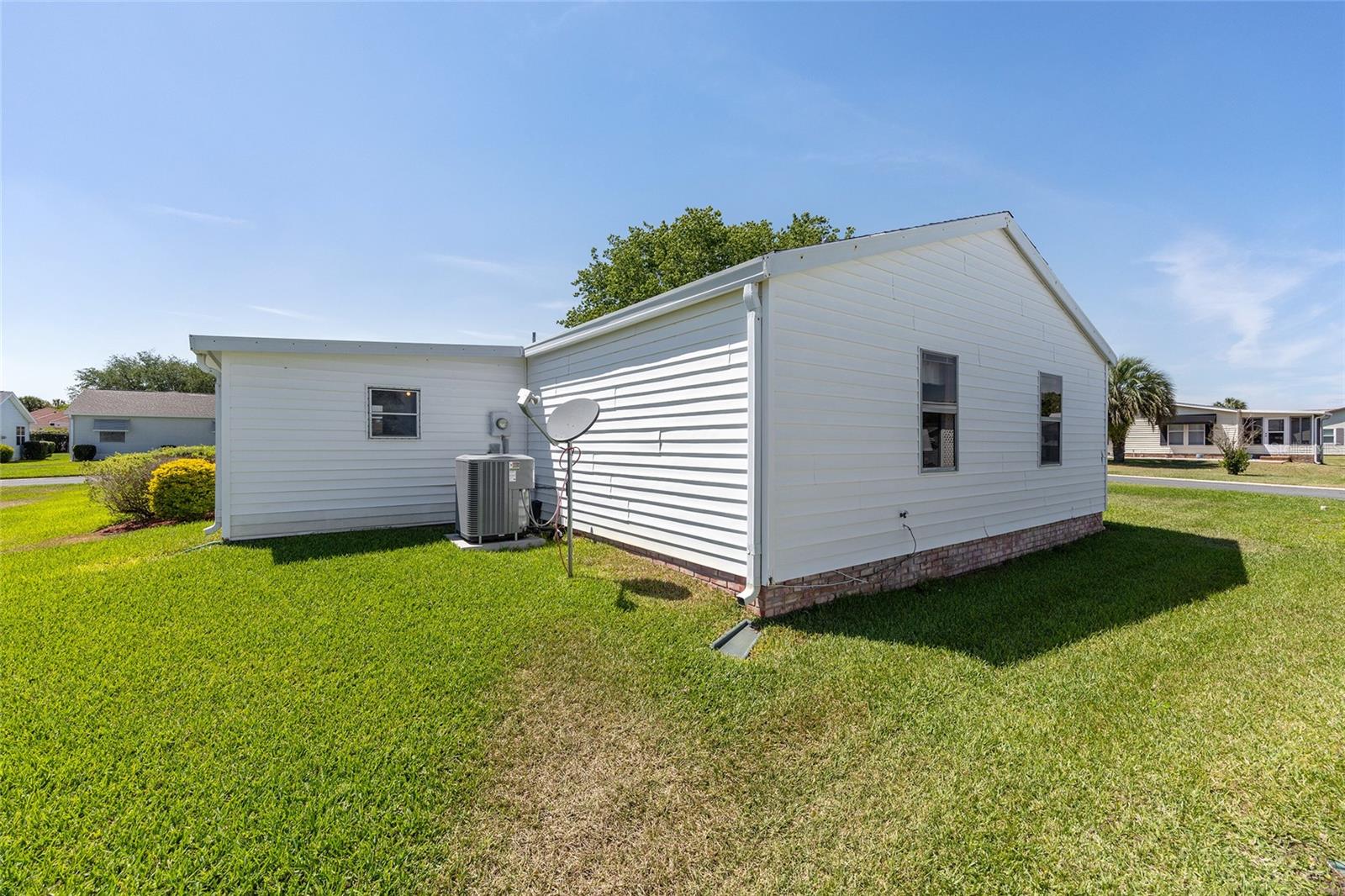 Image 37 of 44 For 705 Prado Drive