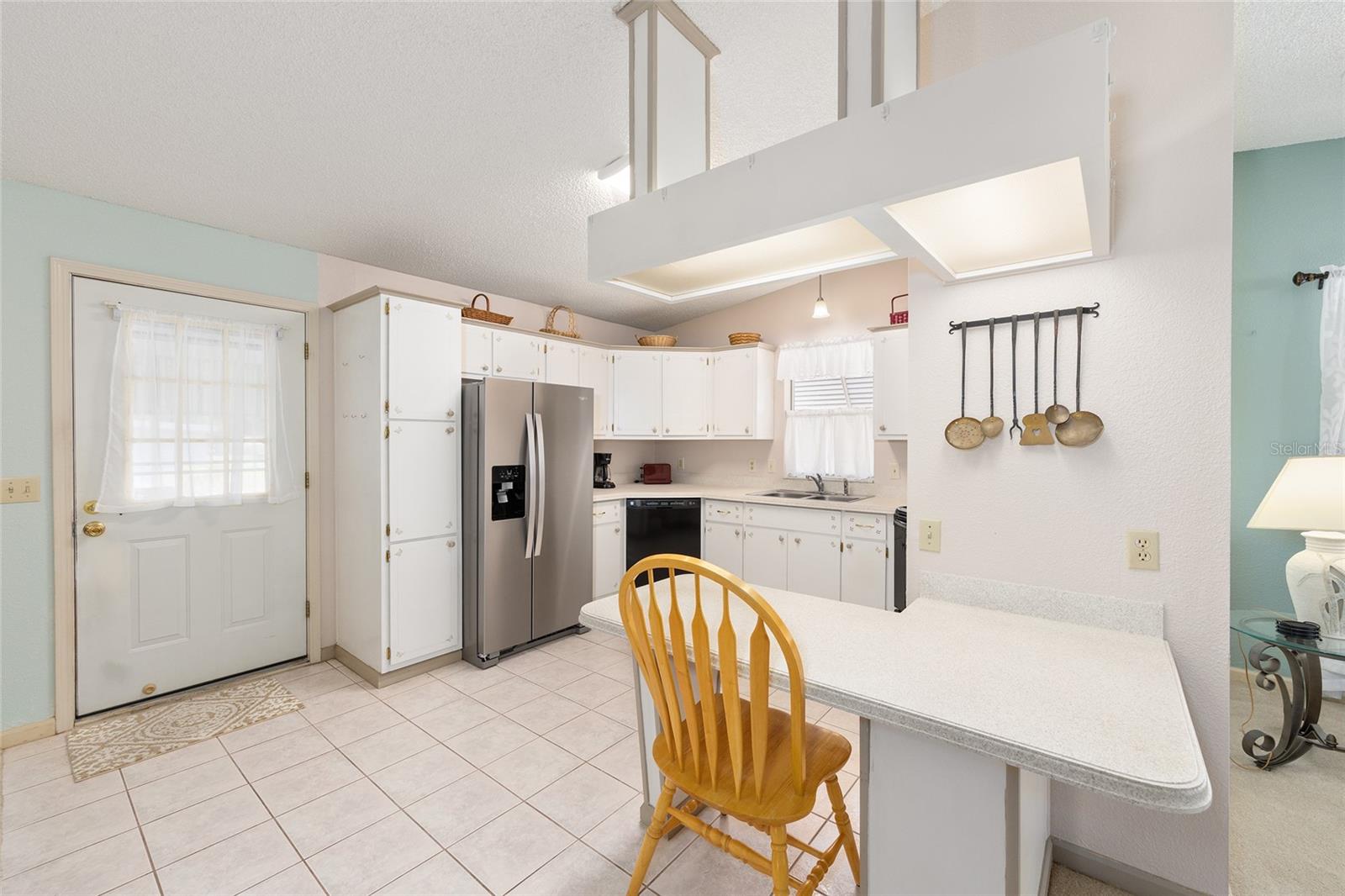 Image 9 of 44 For 705 Prado Drive