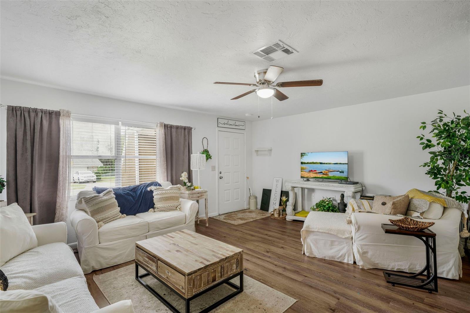 Image 6 of 26 For 3185 Camomile Way