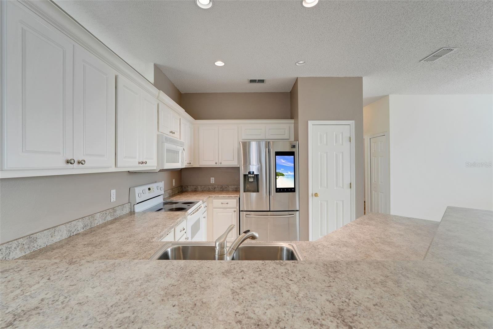 Image 10 of 46 For 9081 Saint Andrews Way