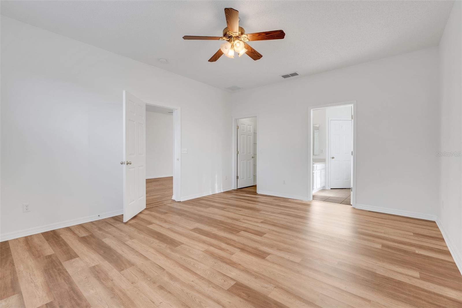 Image 17 of 46 For 9081 Saint Andrews Way
