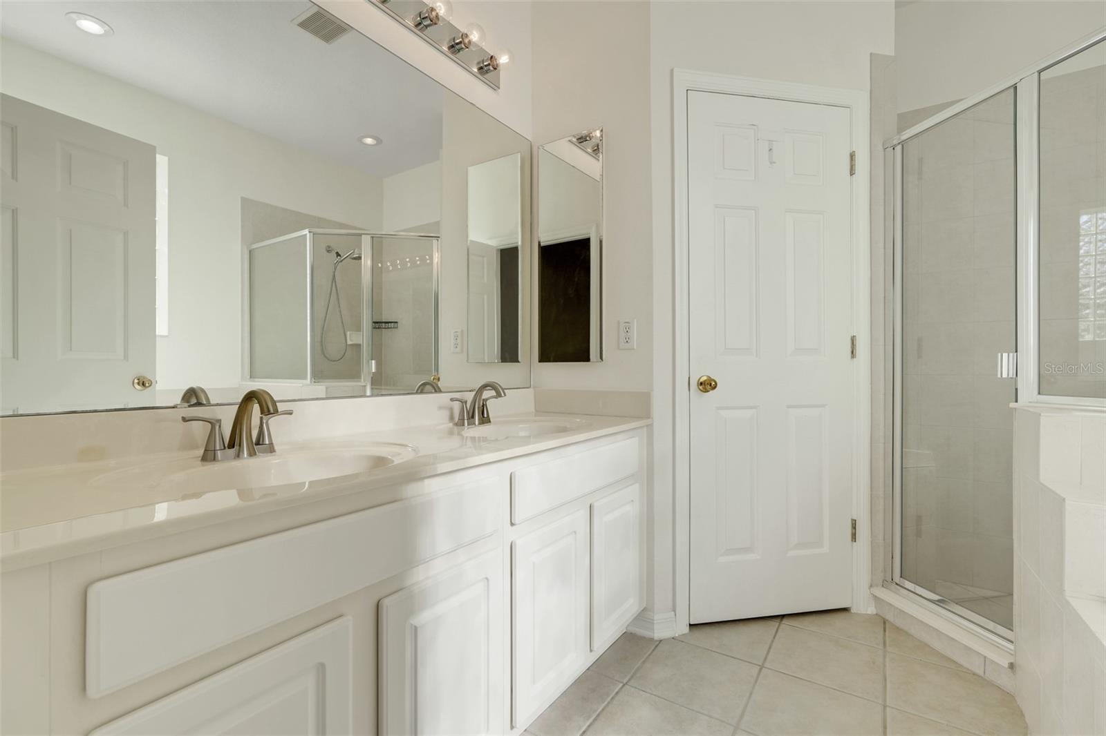 Image 18 of 46 For 9081 Saint Andrews Way