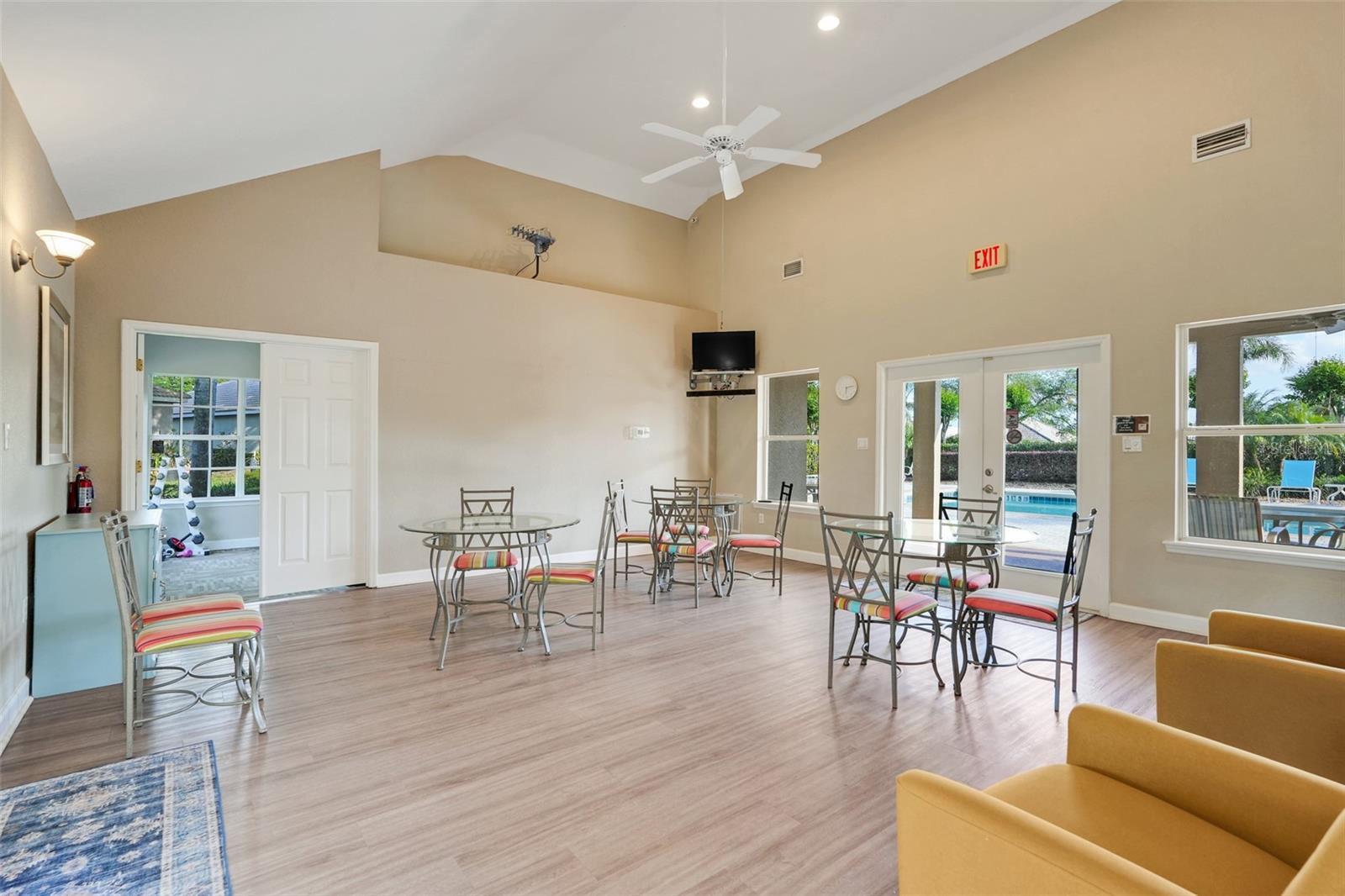Image 35 of 46 For 9081 Saint Andrews Way