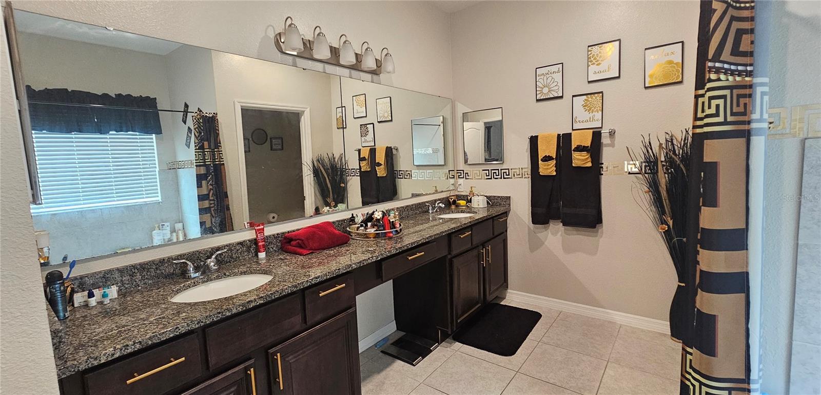 Image 13 of 30 For 2129 Amor Way