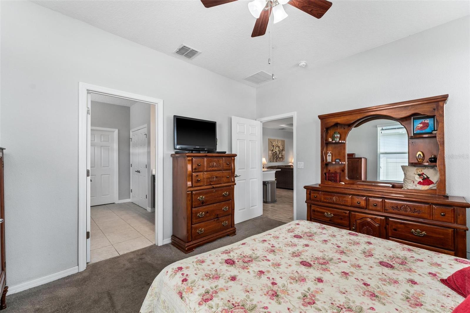 Image 21 of 46 For 37045 Scenic Ridge Drive