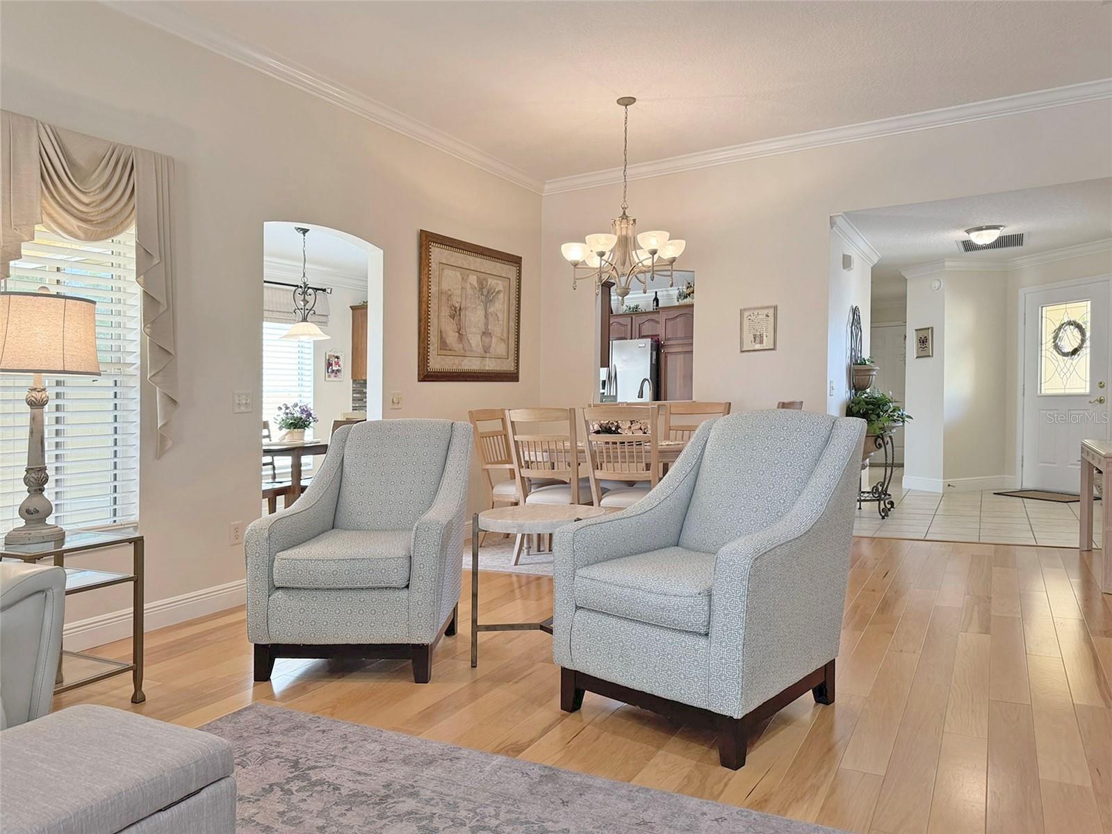 Image 12 of 31 For 3325 Archer Avenue
