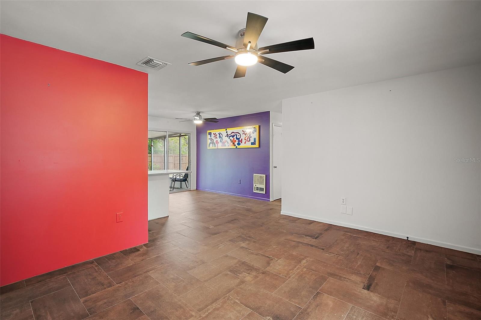 Image 10 of 33 For 706 Michigan Street