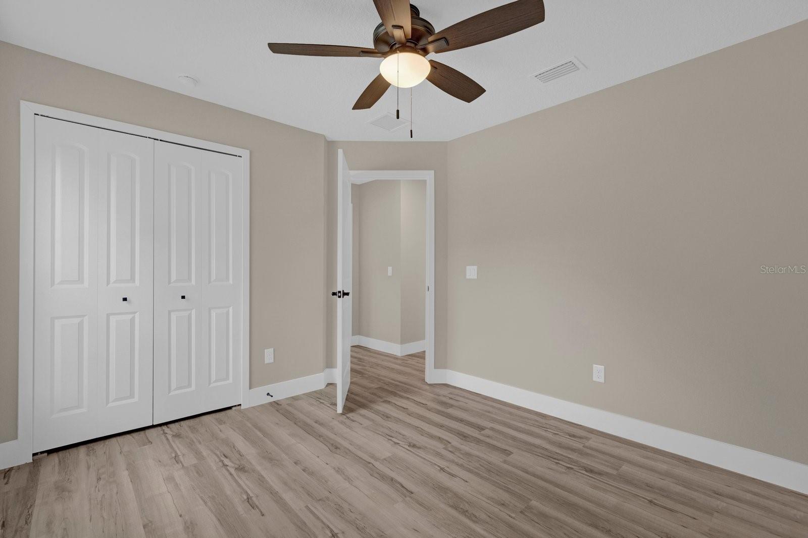 Image 16 of 22 For 16380 83rd Court
