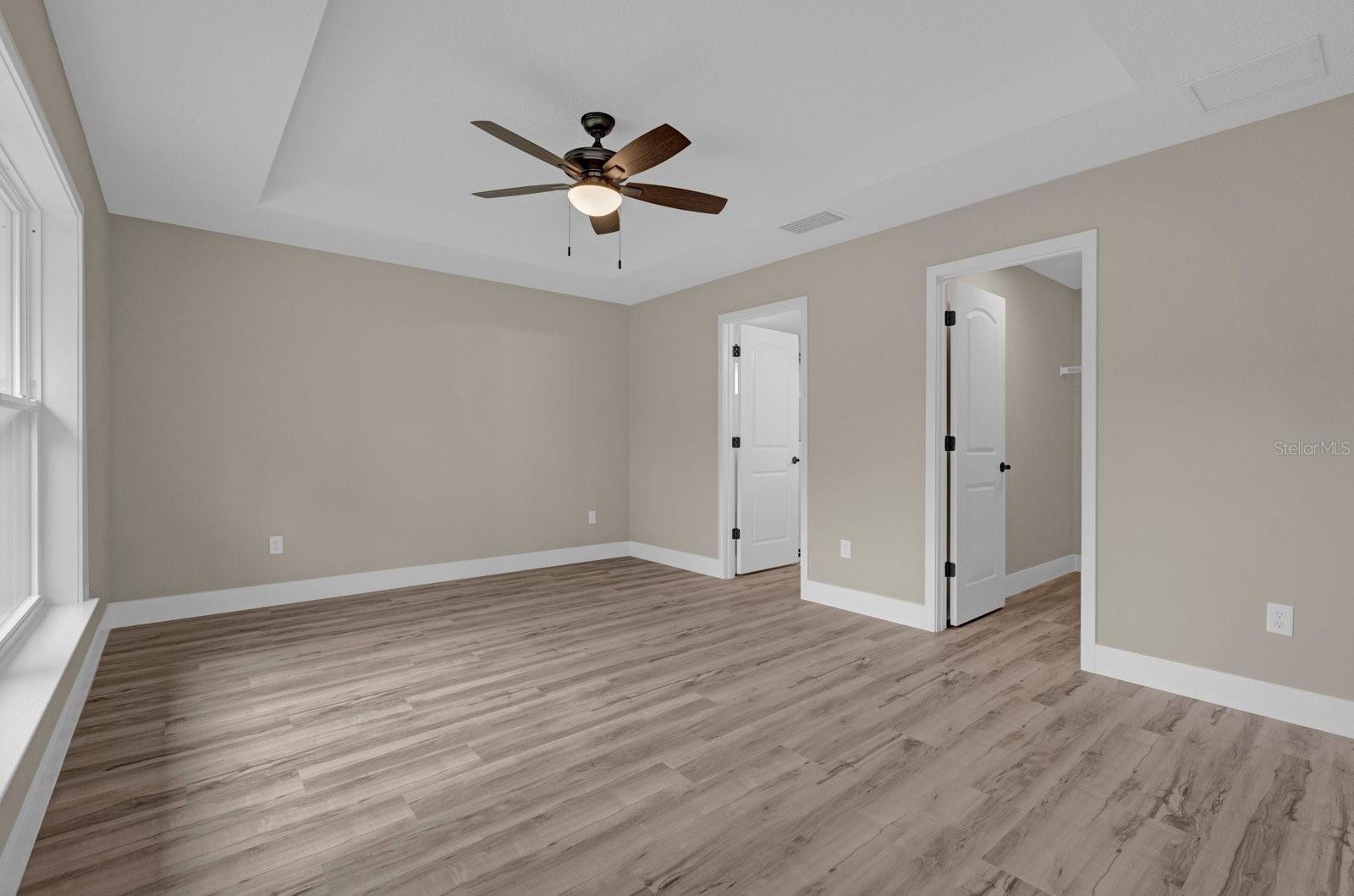 Image 8 of 22 For 16380 83rd Court