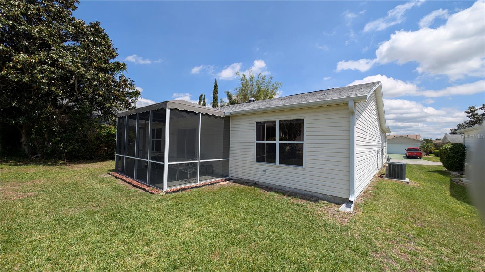 Image 6 of 32 For 17930 83rd Melody Avenue