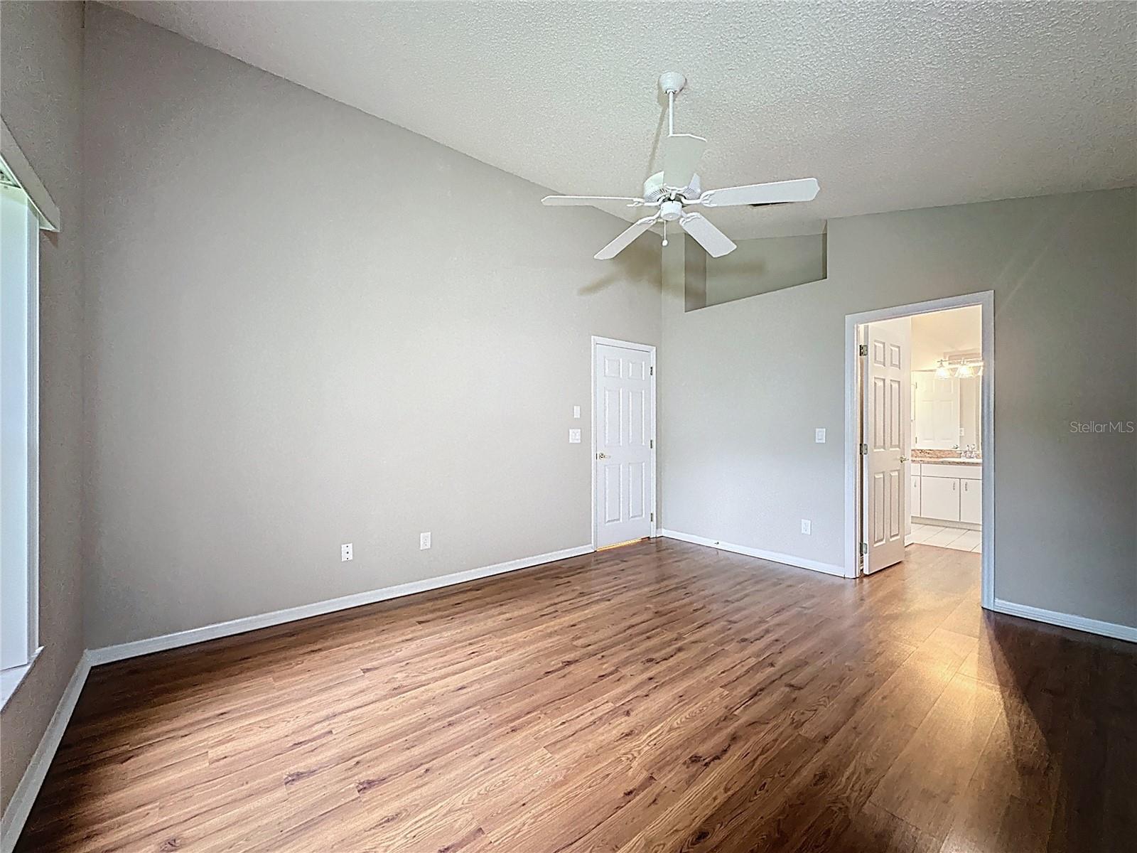 Image 19 of 60 For 3853 Eversholt Street