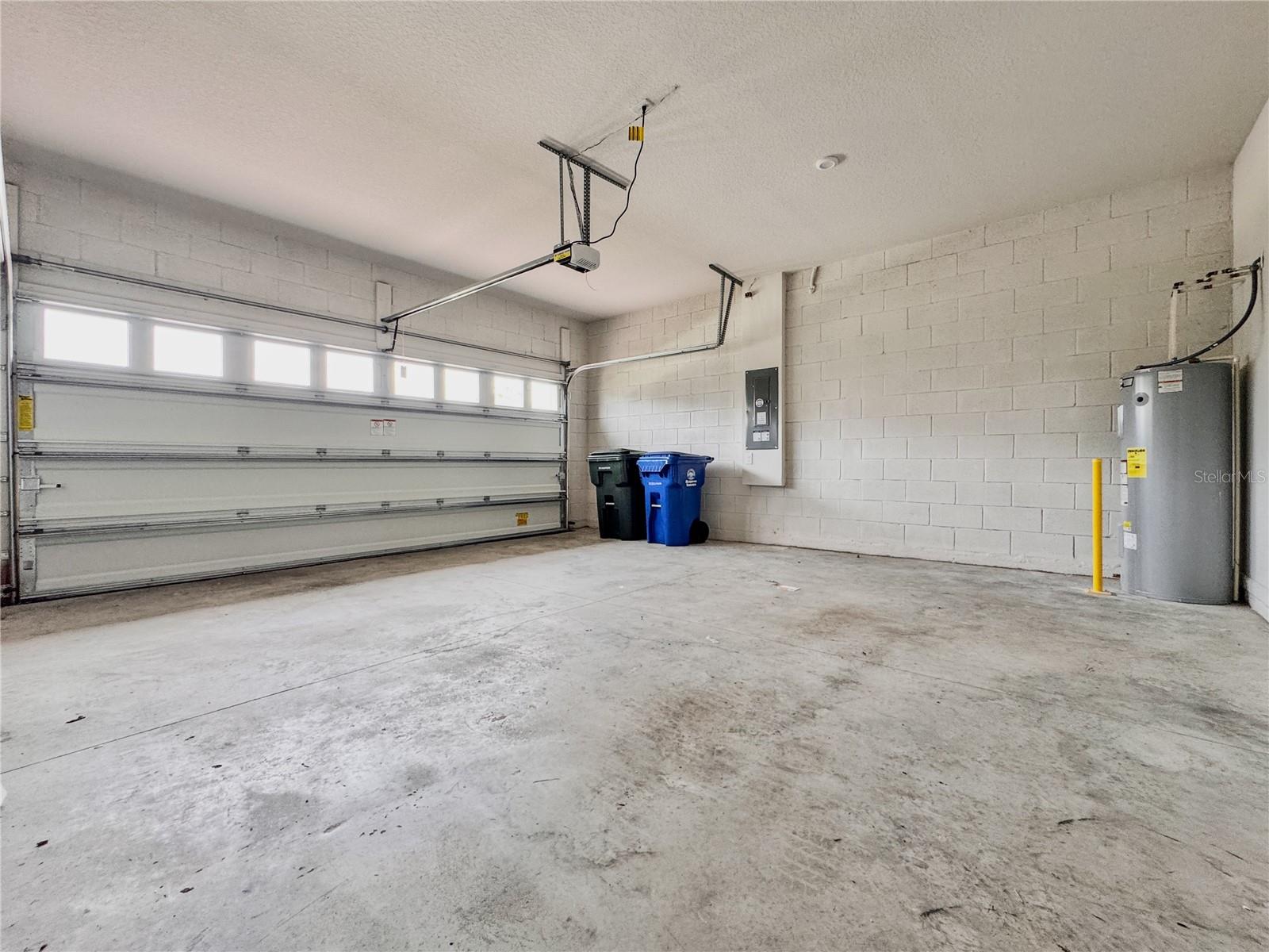 Image 42 of 57 For 2048 Airedale Way