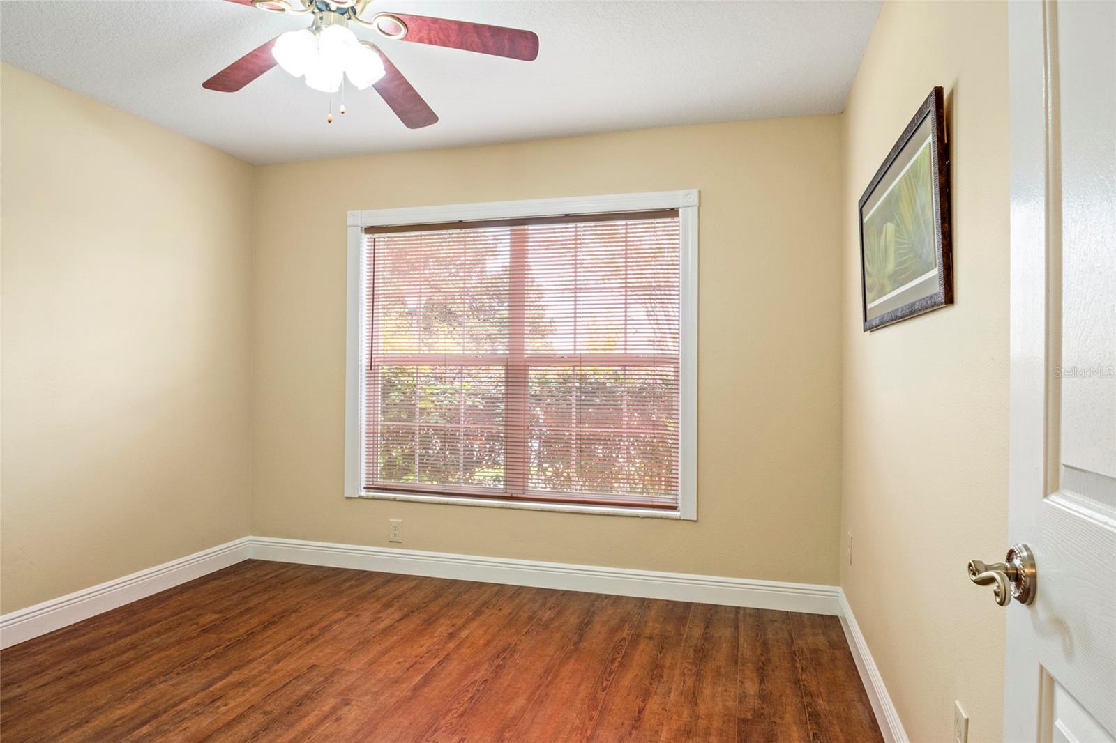 Image 23 of 31 For 1222 Camero Drive