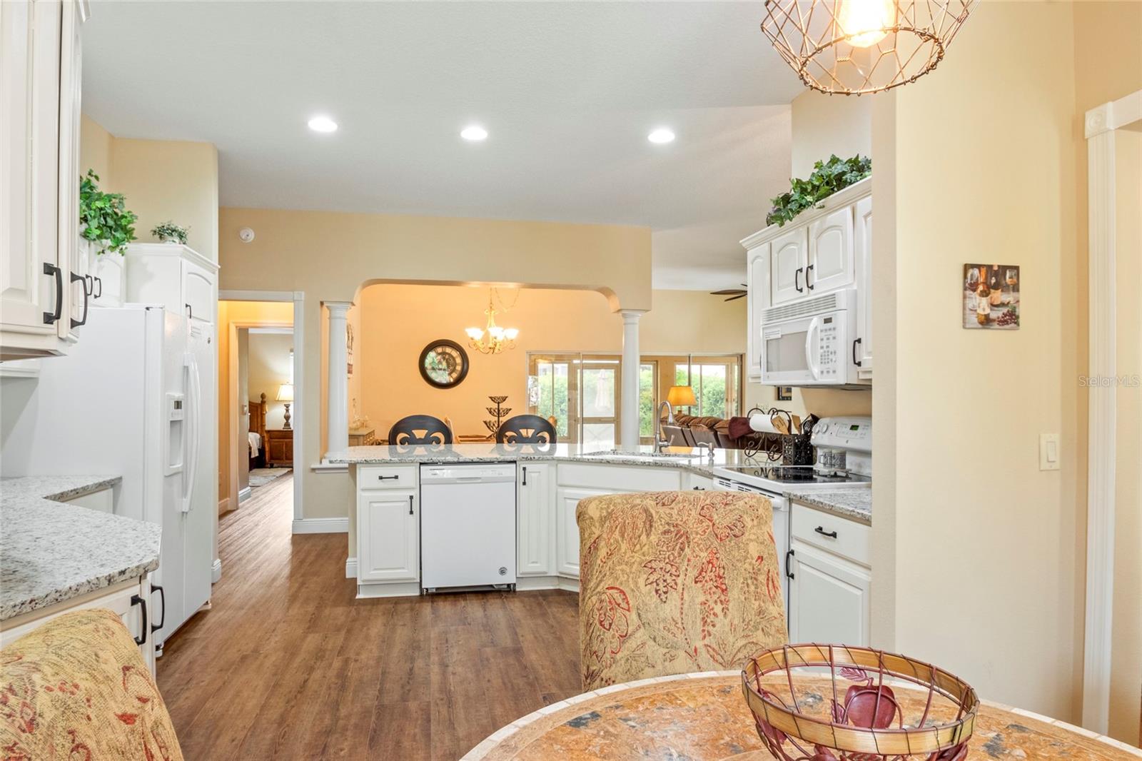 Image 9 of 31 For 1222 Camero Drive