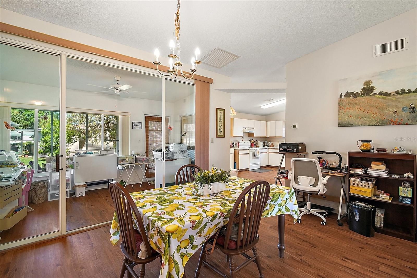 Image 16 of 36 For 4553 Belle Grove
