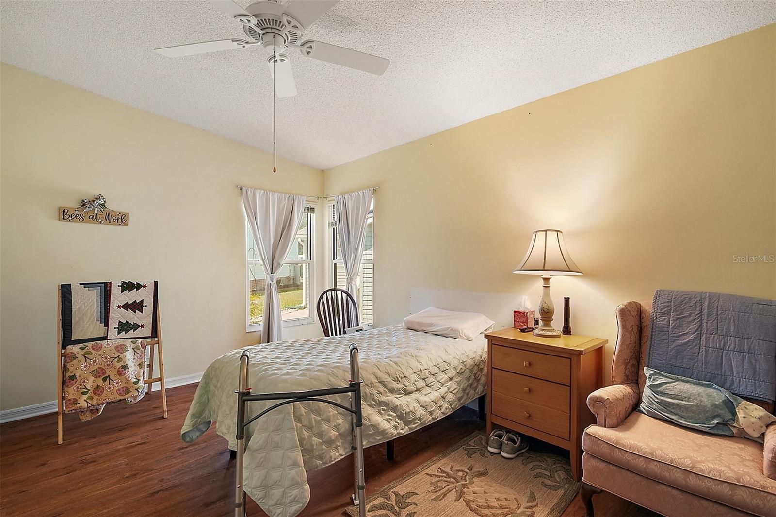 Image 29 of 36 For 4553 Belle Grove