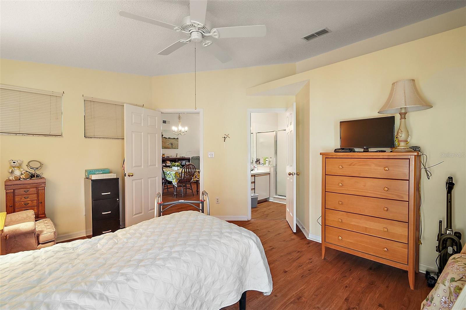Image 30 of 36 For 4553 Belle Grove