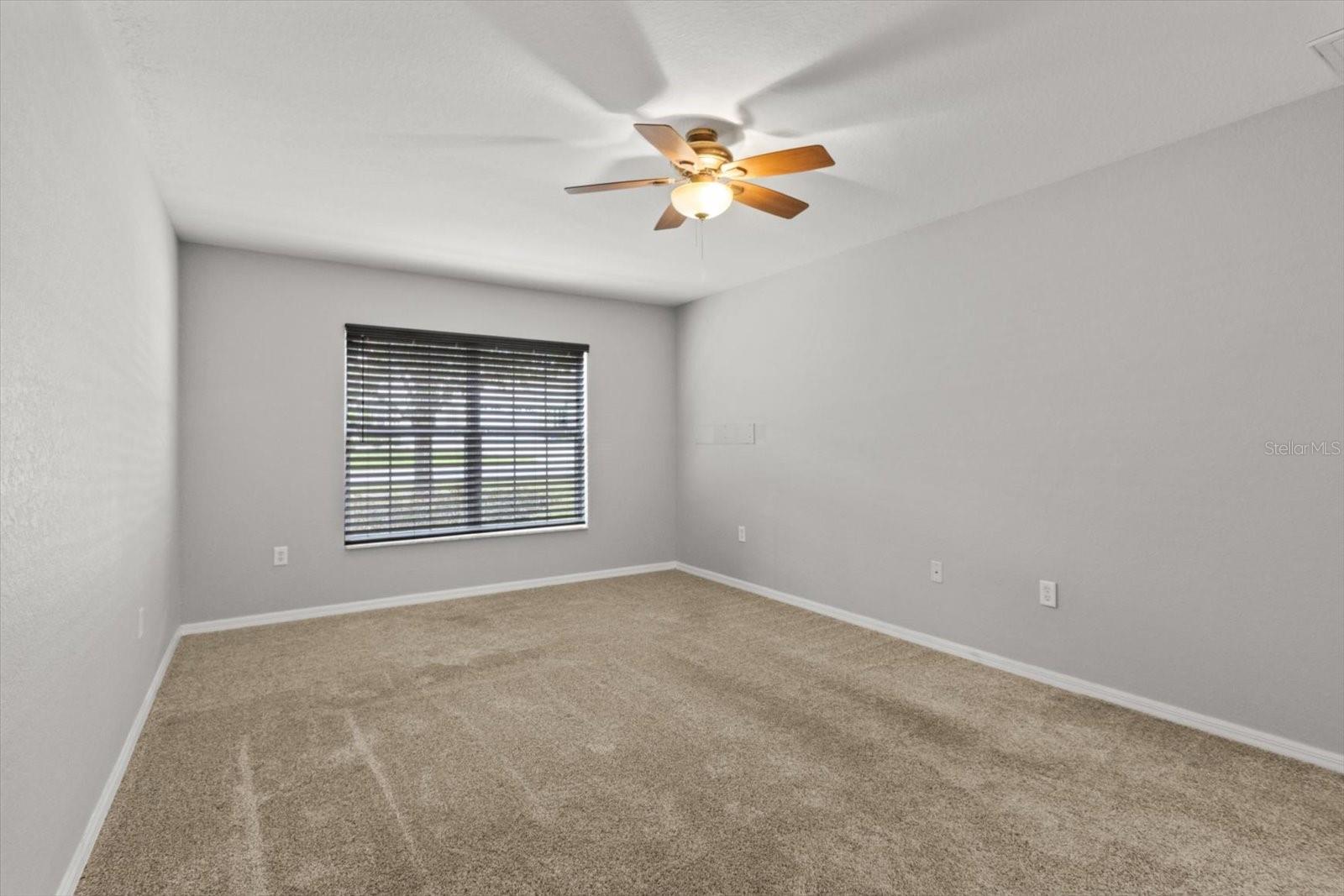 Image 33 of 47 For 17 Eugenia Court N