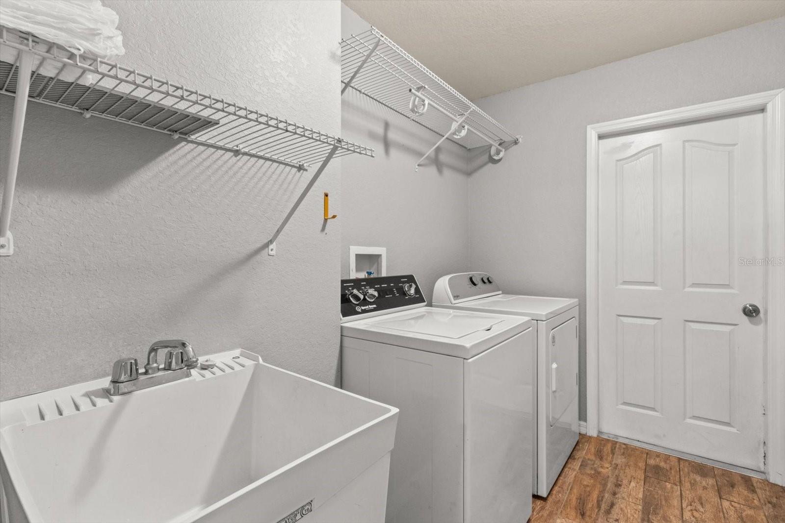 Image 39 of 47 For 17 Eugenia Court N
