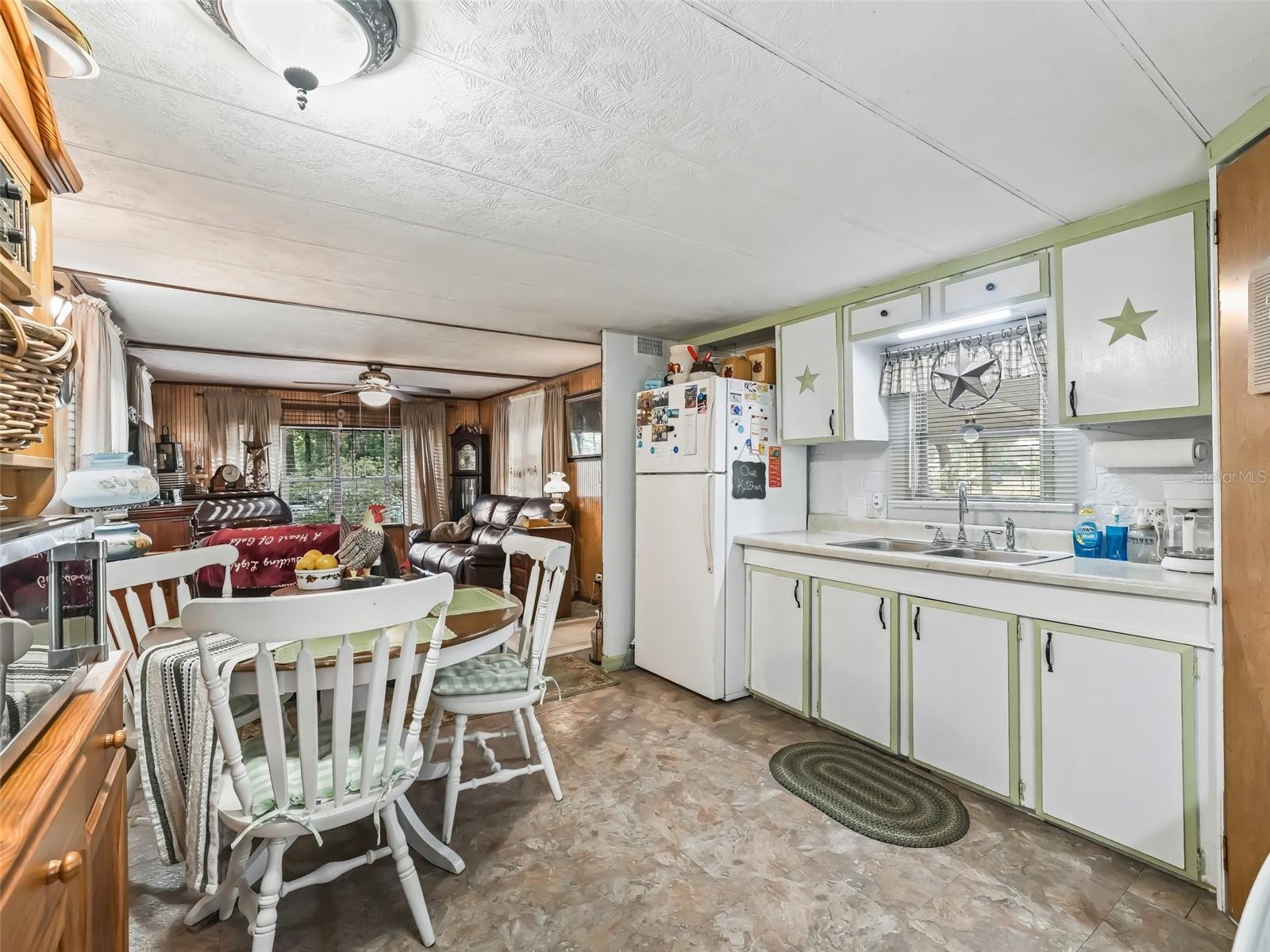 Image 14 of 27 For 5828 Cr 551a