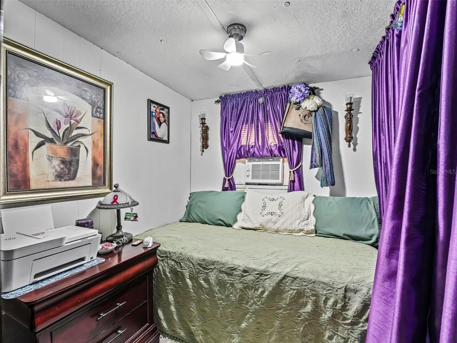 Image 21 of 27 For 5828 Cr 551a