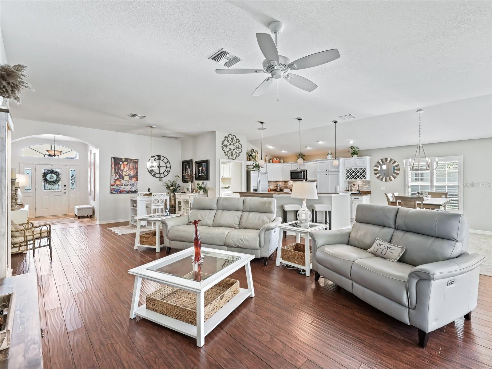 Image 11 of 60 For 10069 Lake Miona Way