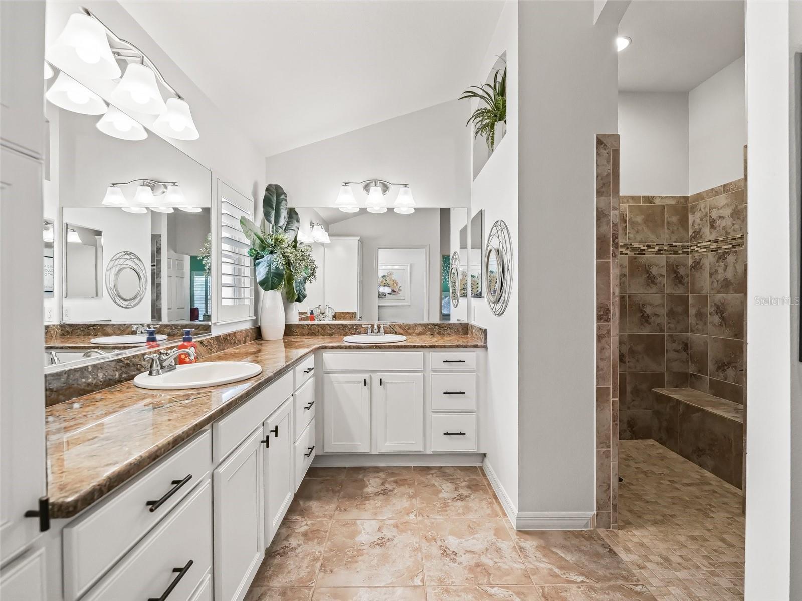 Image 23 of 60 For 10069 Lake Miona Way