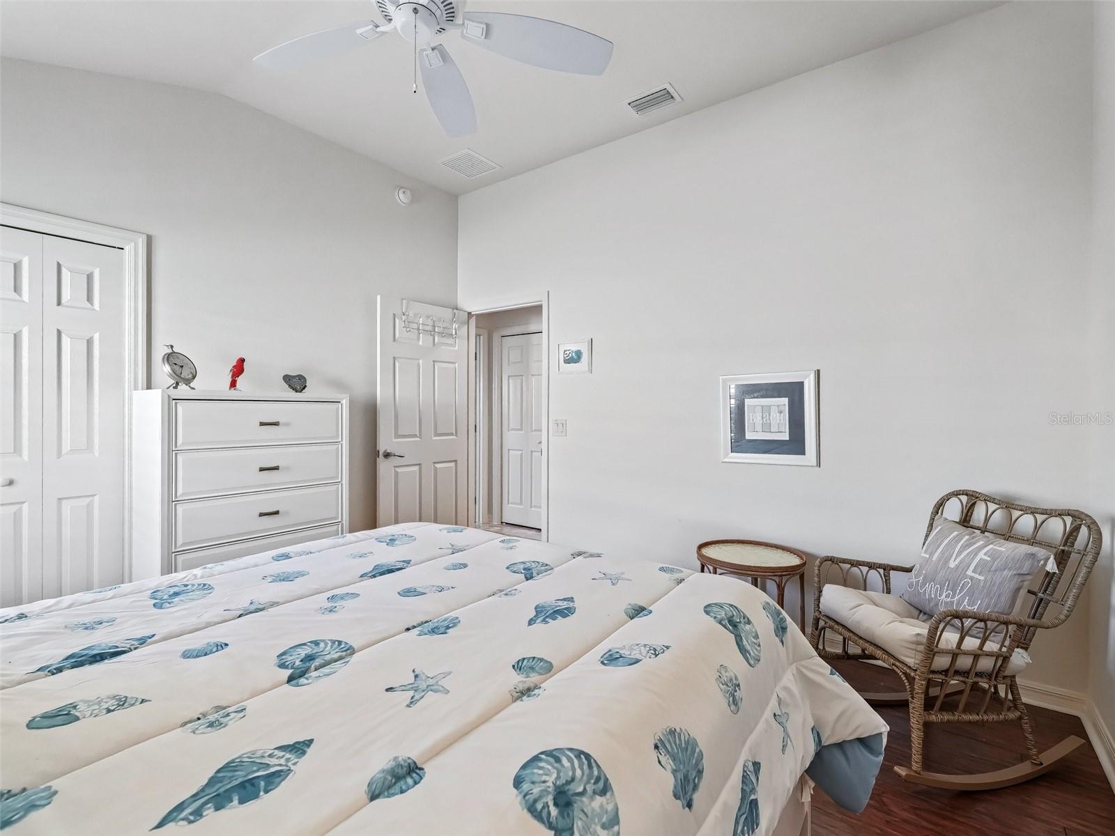 Image 27 of 60 For 10069 Lake Miona Way