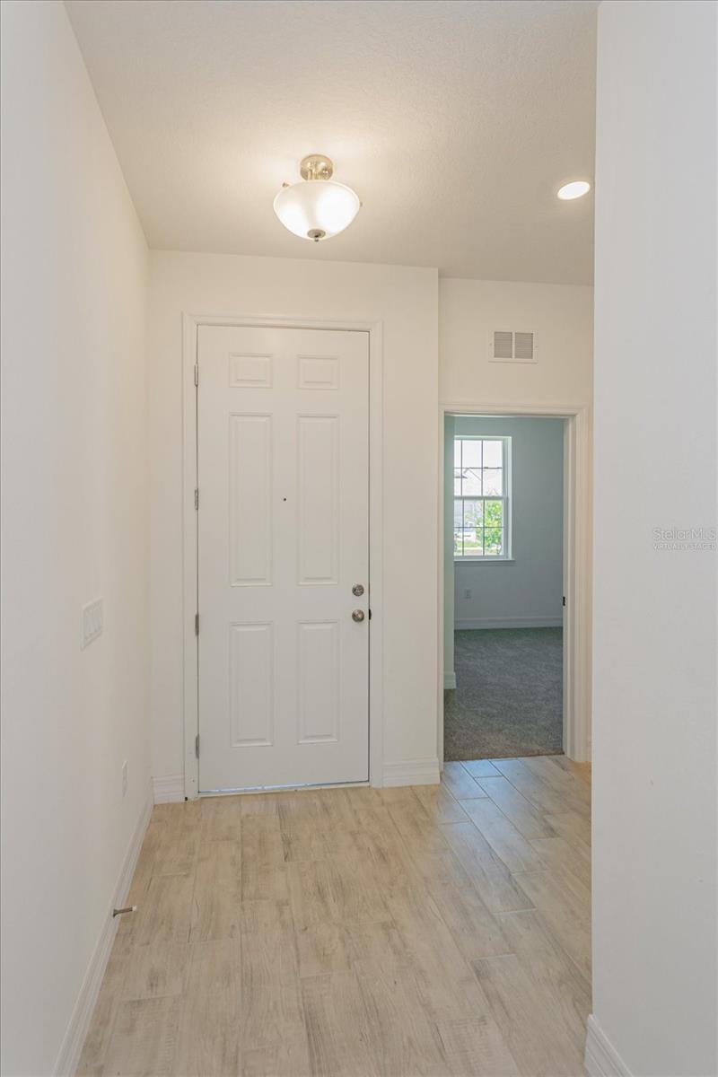 Image 3 of 7 For 5043 Abigail Drive