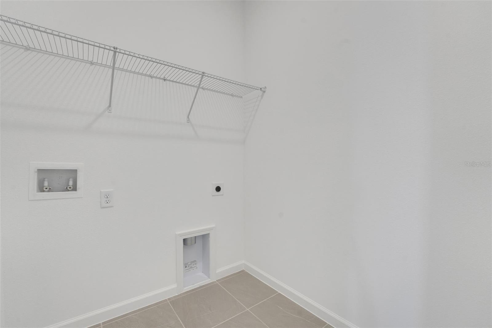 Image 20 of 22 For 5035 Abigail Drive