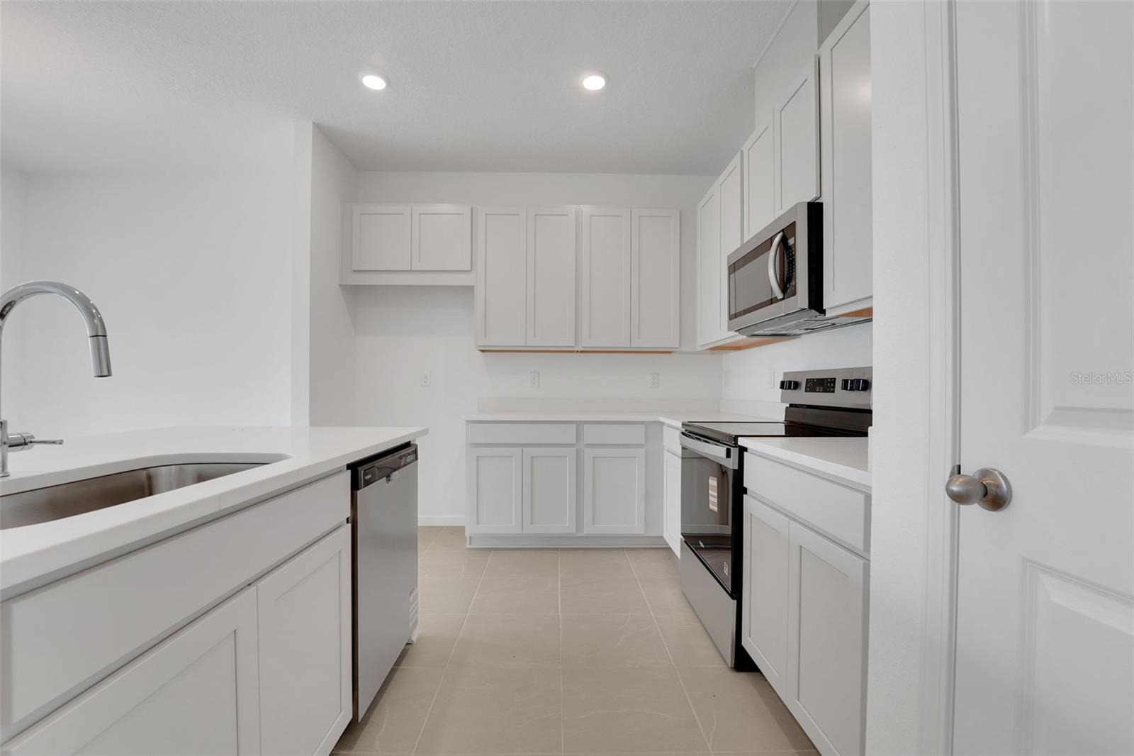 Image 18 of 32 For 5027 Abigail Drive