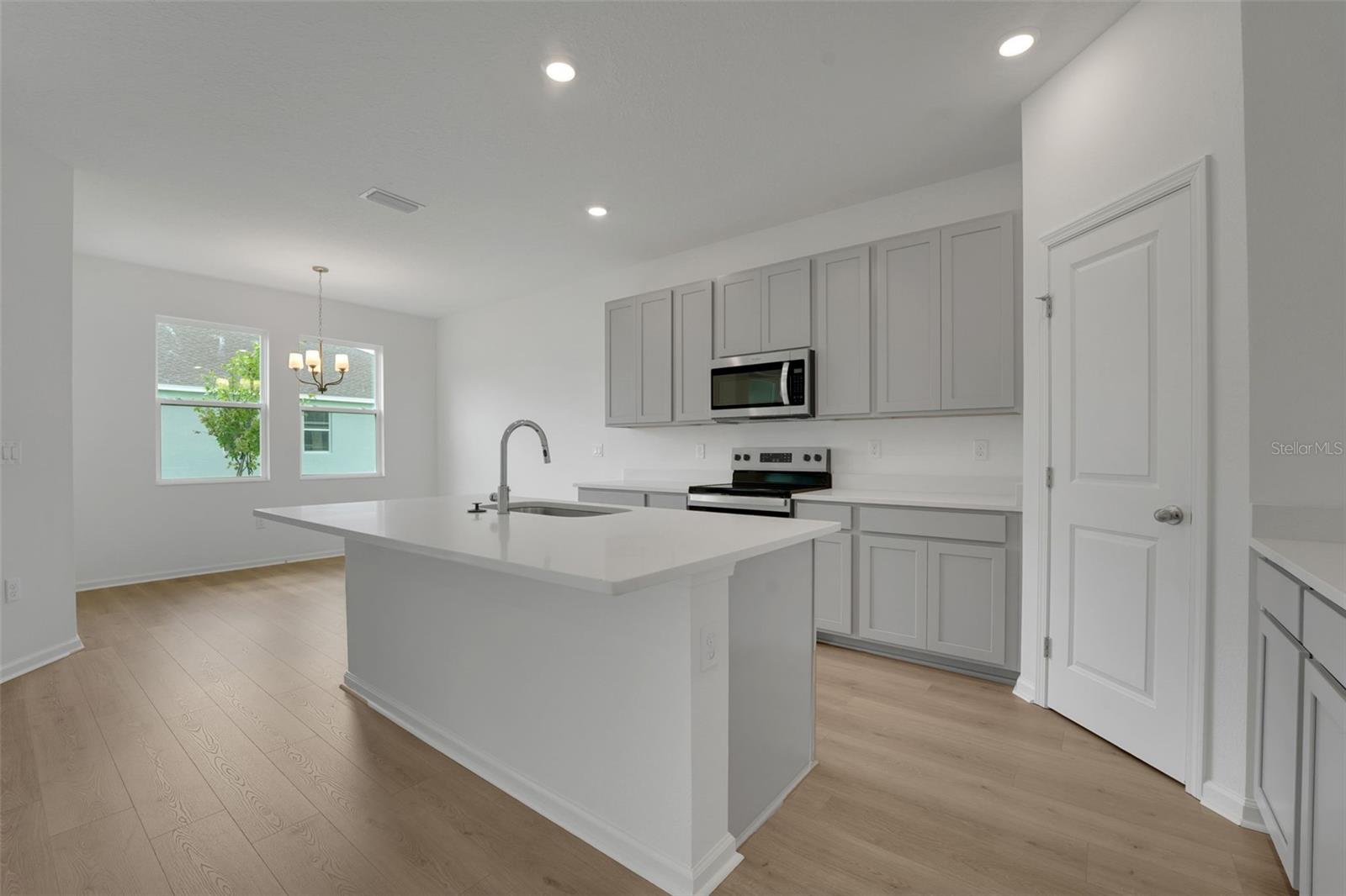 Image 24 of 32 For 5031 Abigail Drive