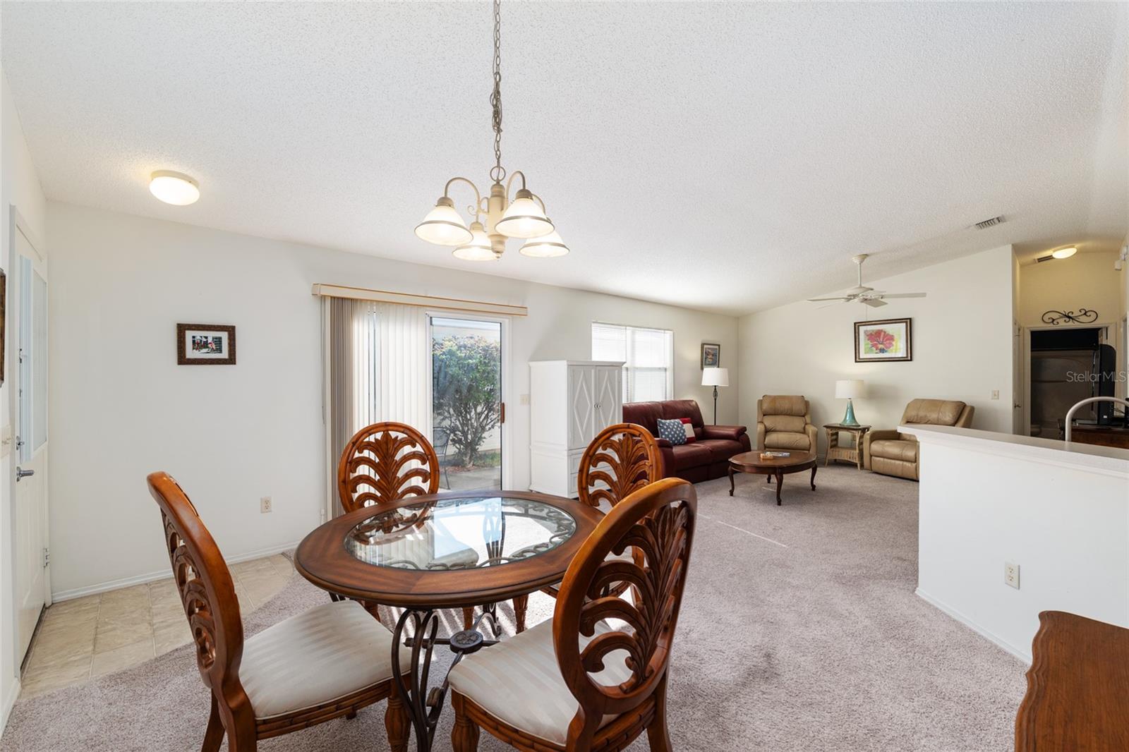 Image 14 of 37 For 992 Pinewood Place