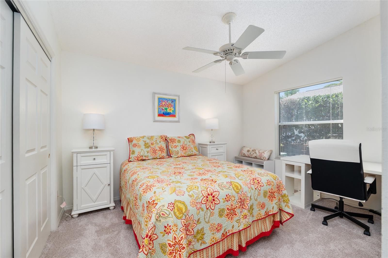 Image 26 of 37 For 992 Pinewood Place