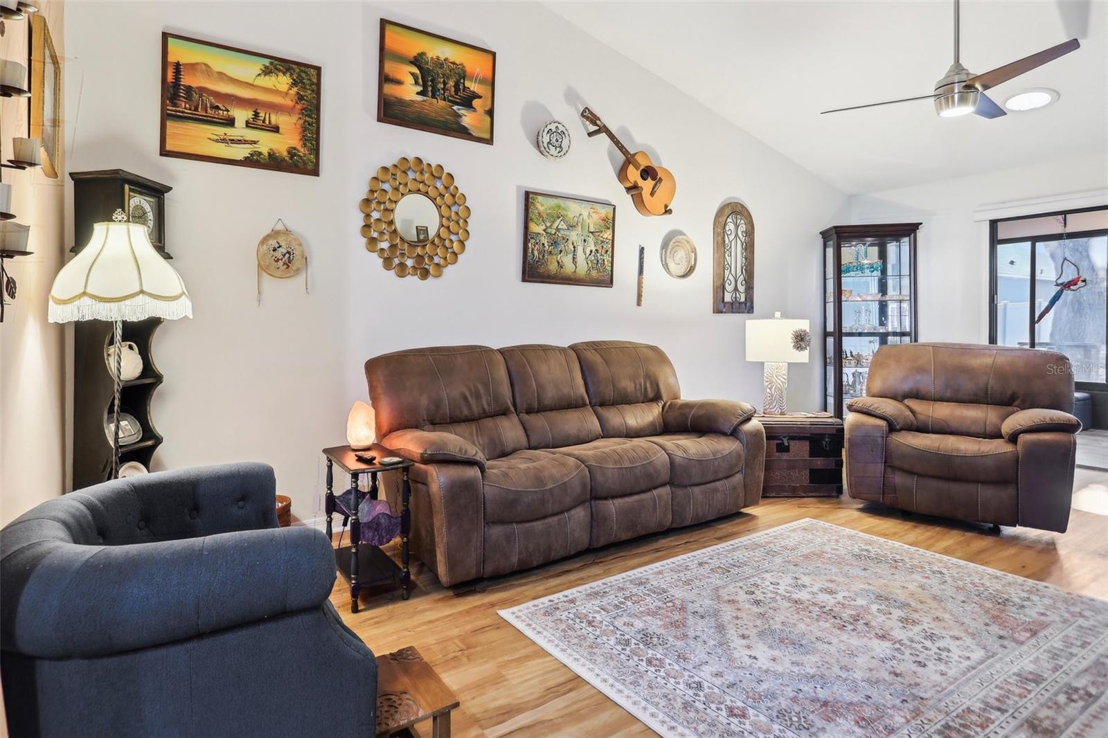 Image 13 of 48 For 106 Baytree Boulevard