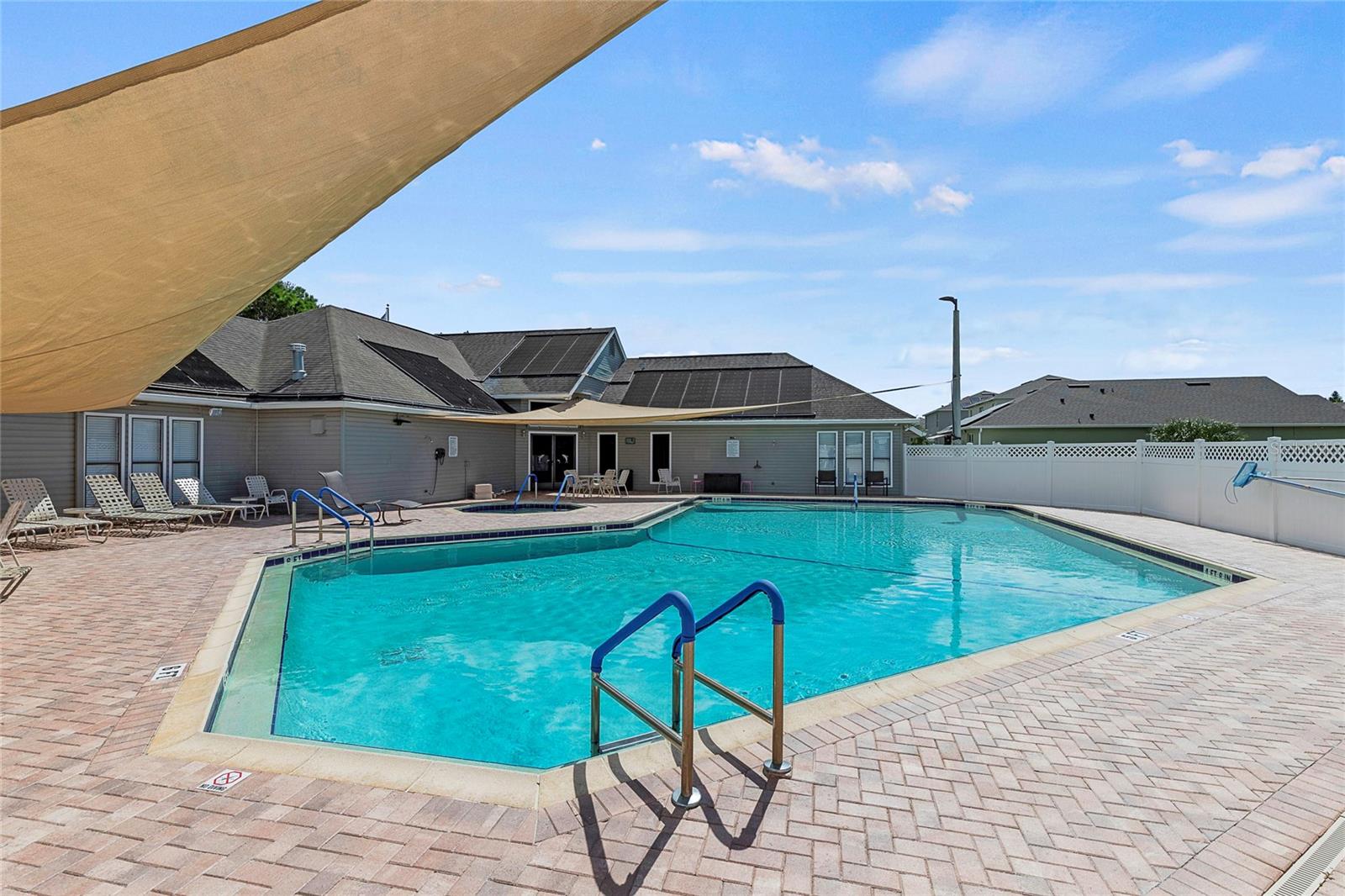 Image 40 of 48 For 106 Baytree Boulevard