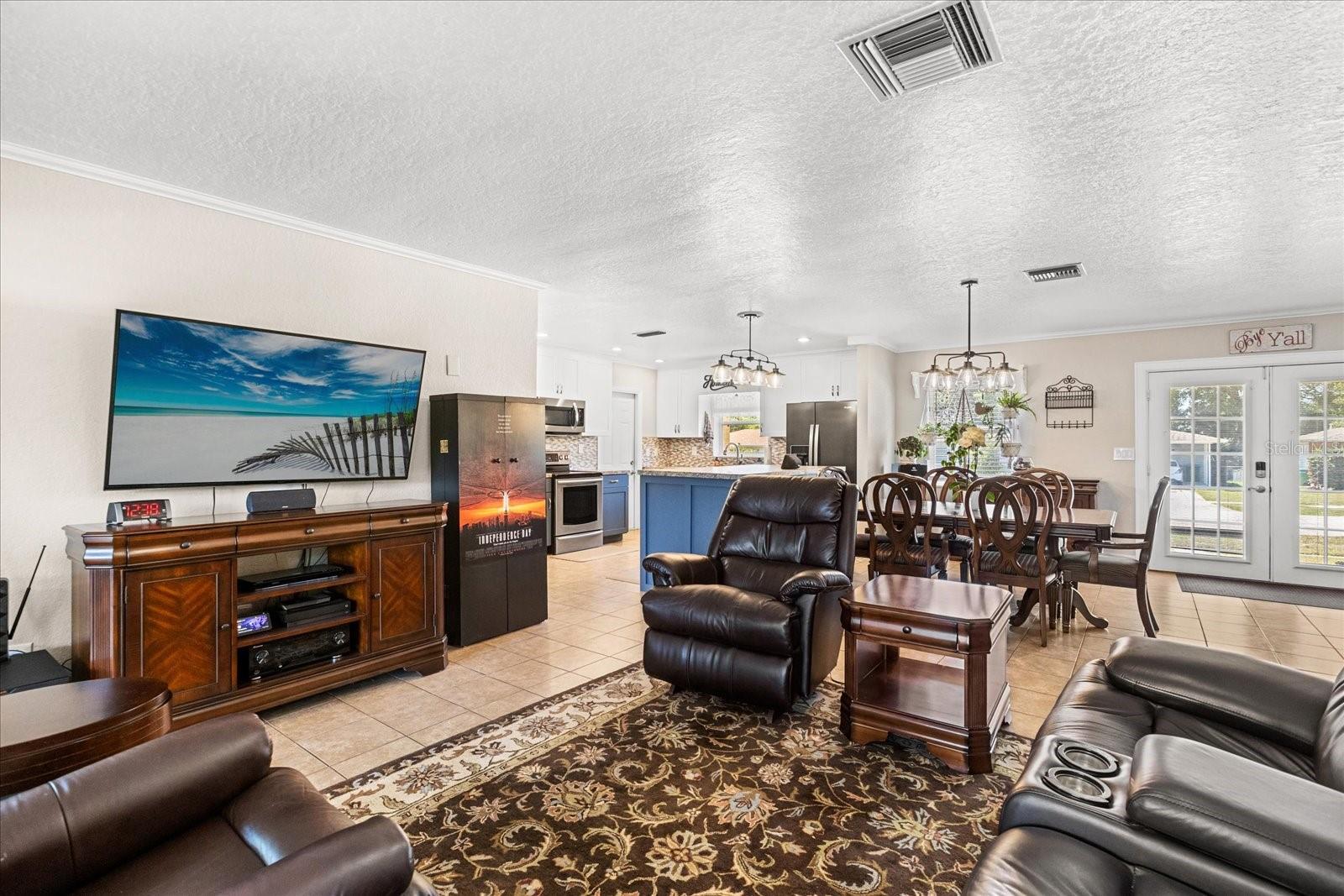 Image 9 of 31 For 2252 Kent Road