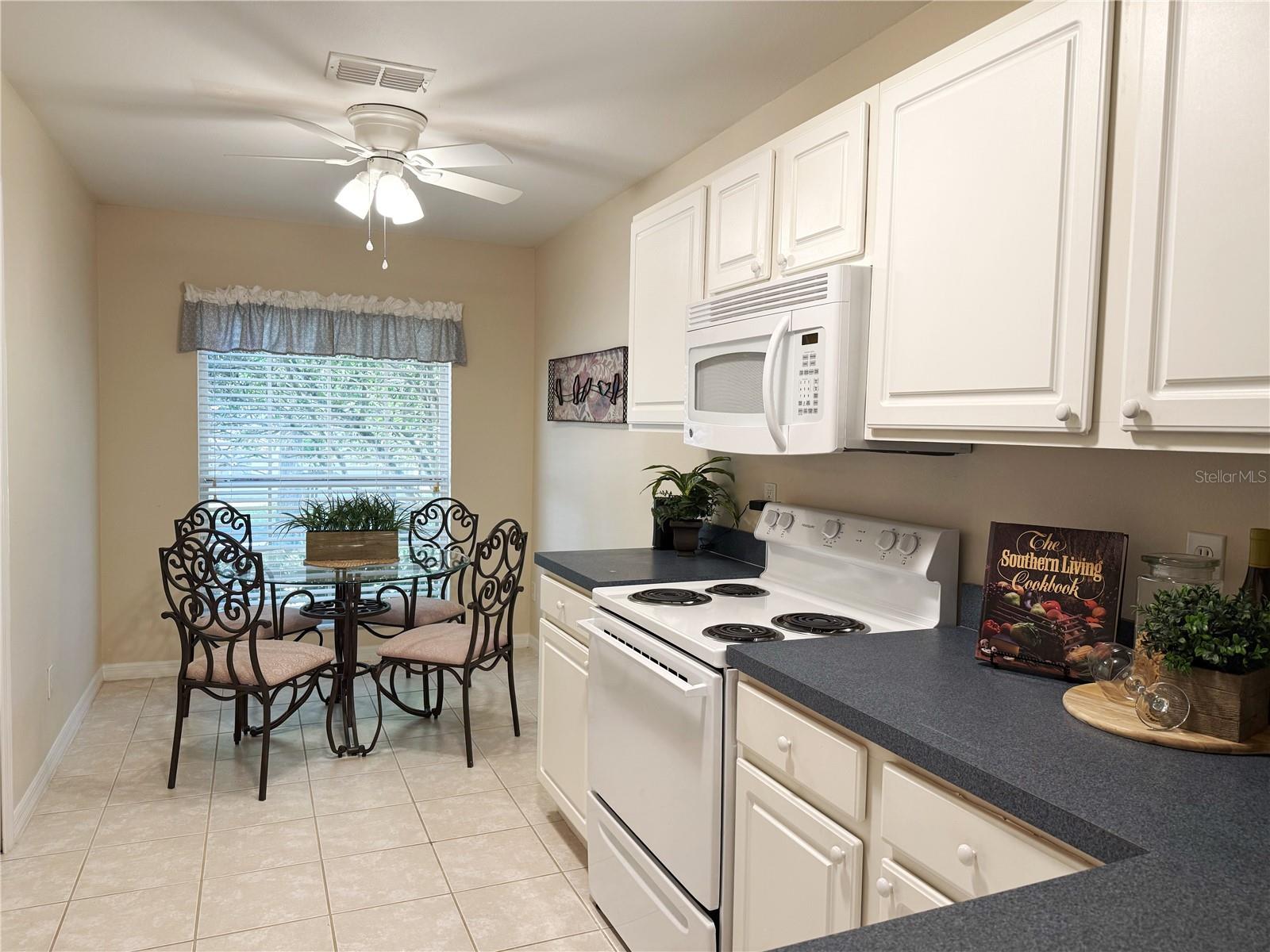 Image 12 of 43 For 4387 Sambourne Street