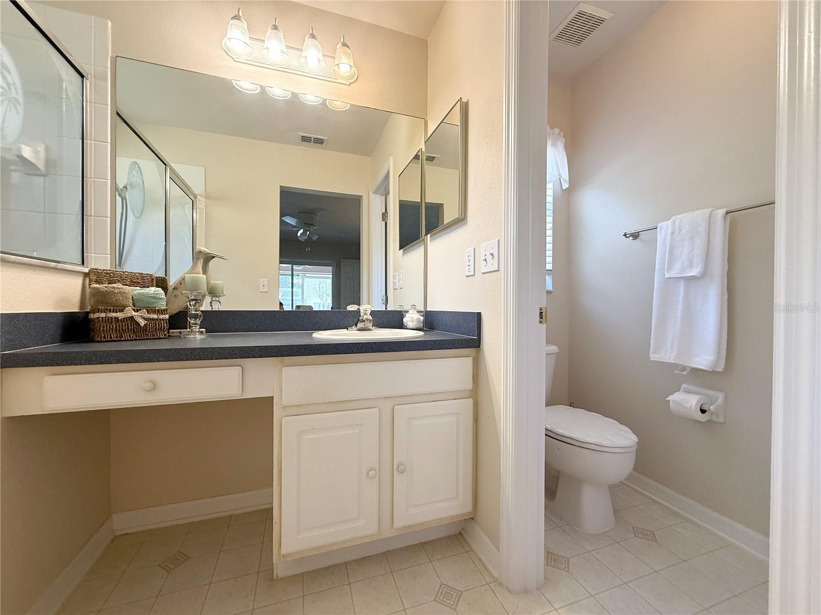 Image 18 of 43 For 4387 Sambourne Street