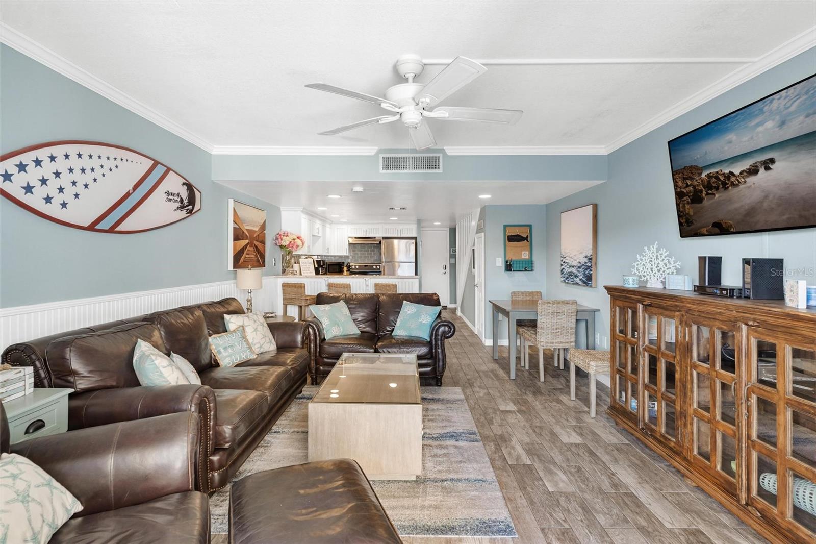 Image 11 of 29 For 4841 Saxon Drive E206