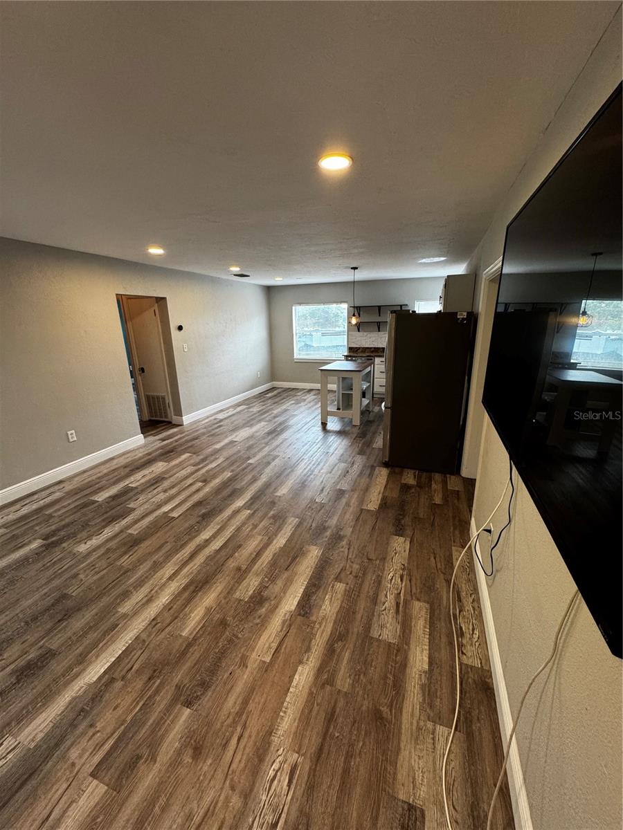 Image 3 of 12 For 1000 Morningside Drive