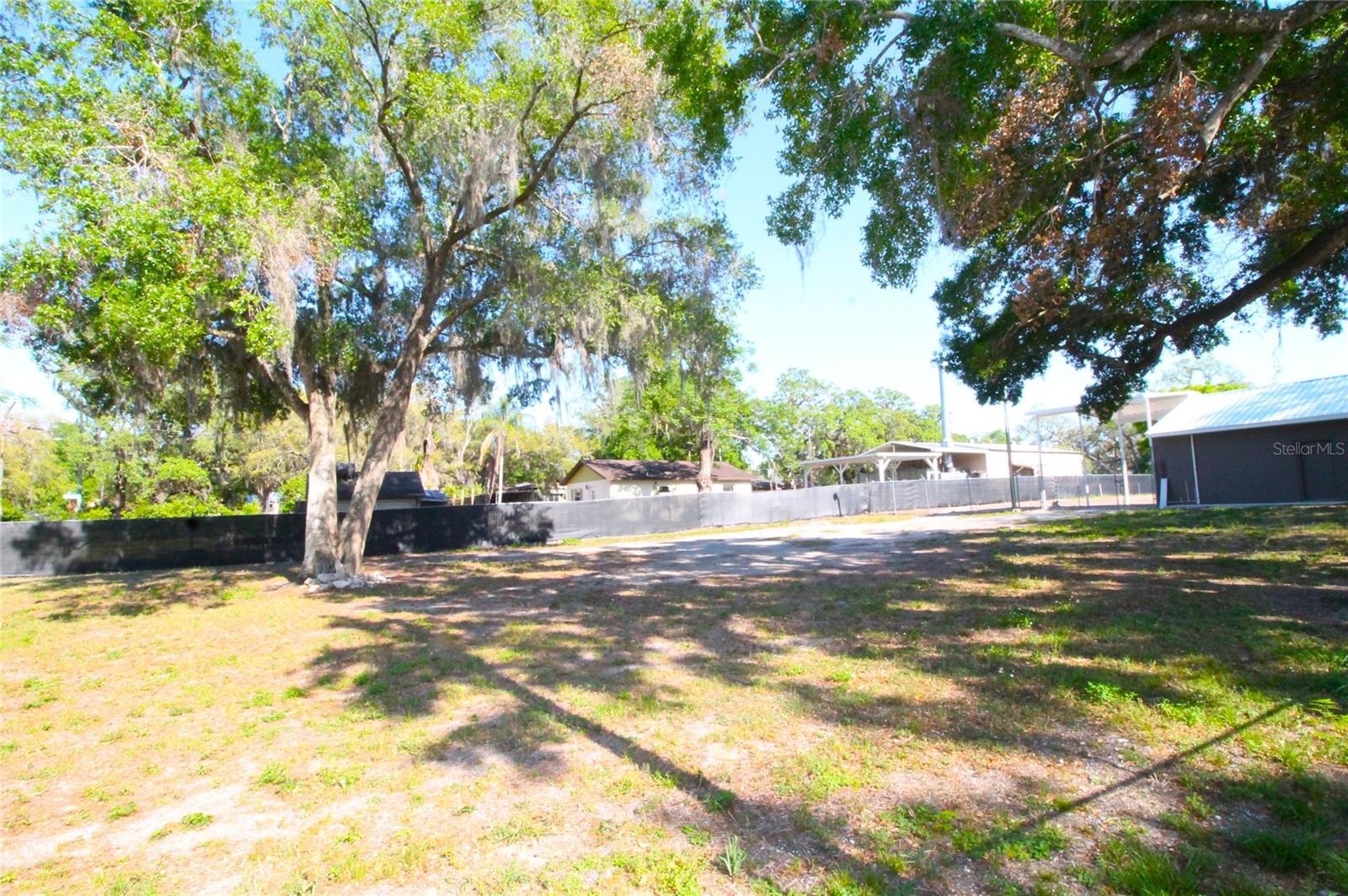 Image 10 of 24 For 114 Myers Boulevard