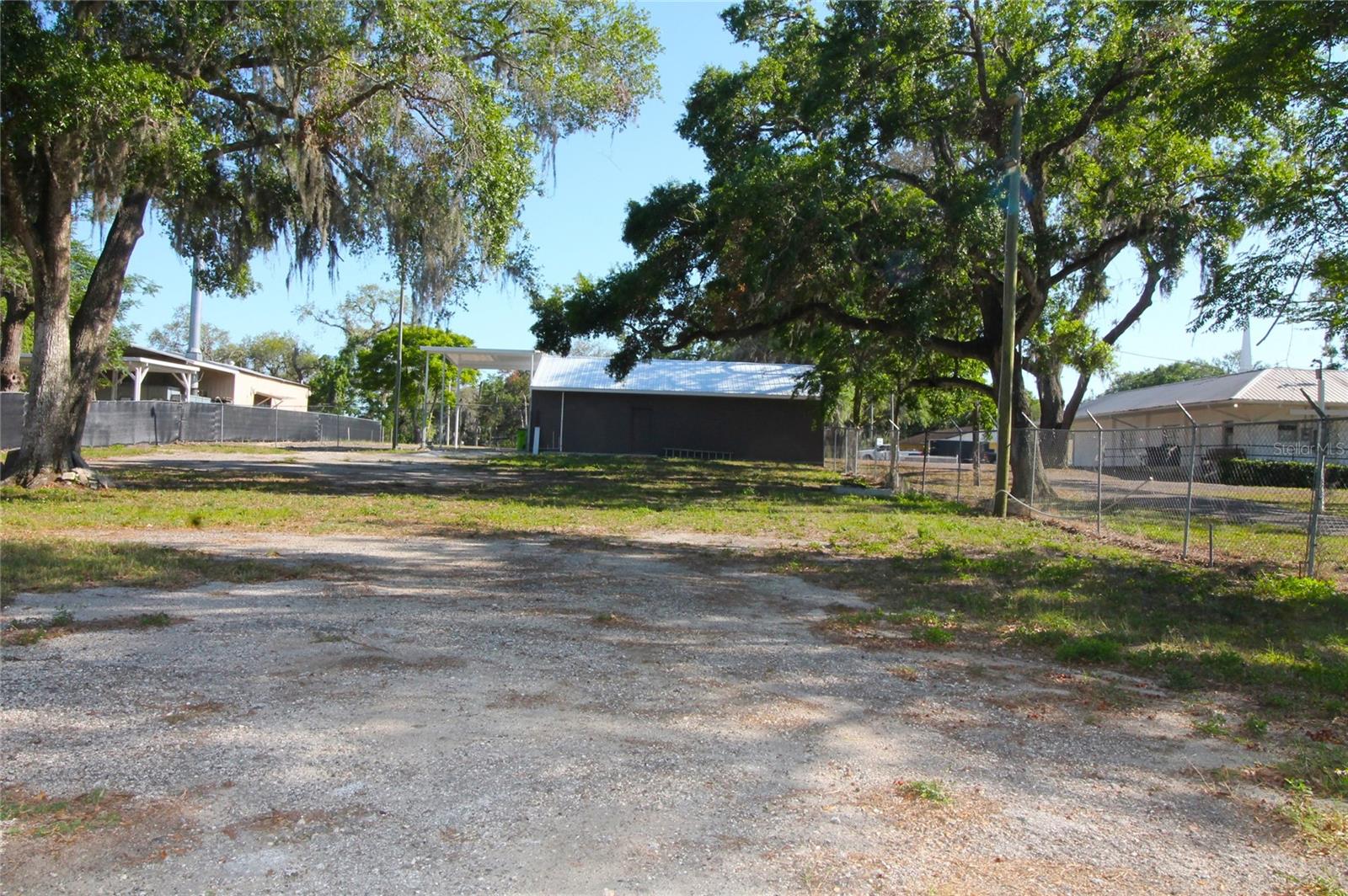 Image 11 of 24 For 114 Myers Boulevard