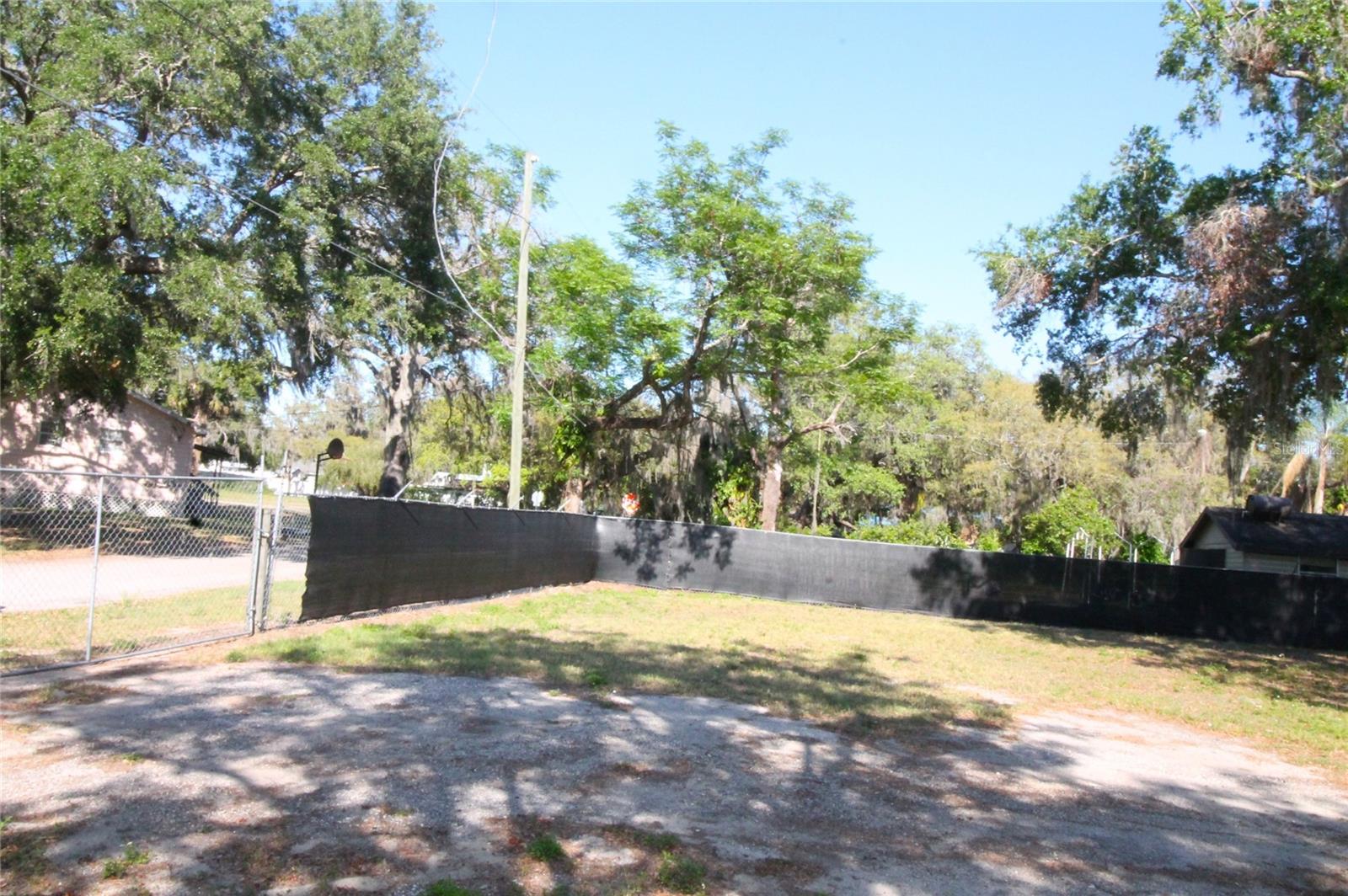 Image 6 of 24 For 114 Myers Boulevard
